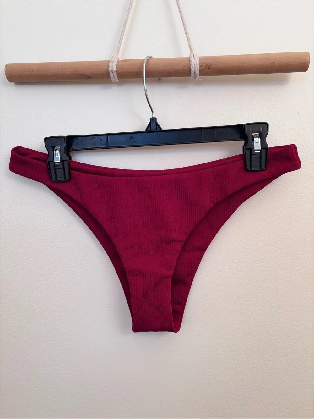 Zaful Deep Raspberry V-Plunge Ribbed Bikini - Picture 5 of 7